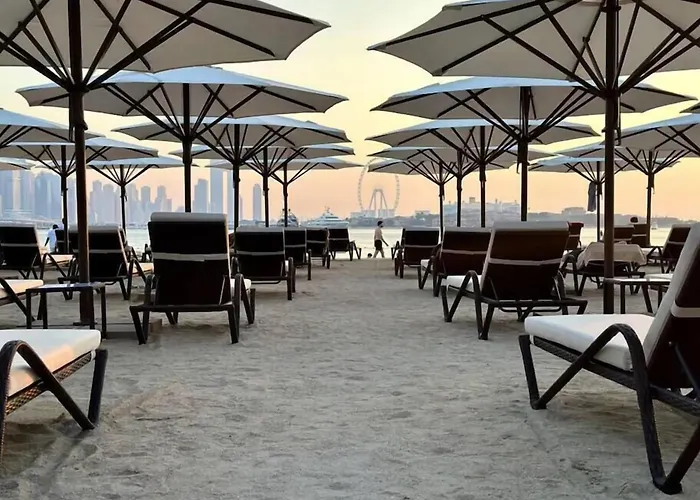 First Class Apartments In Seven Palm With Direct Access To The West Palm Beach And Nakheel Mall
